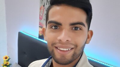 AdamBolton webcam show