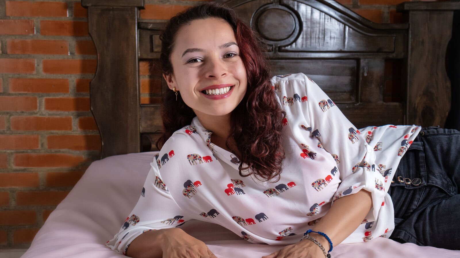 AgatheVarela webcam show