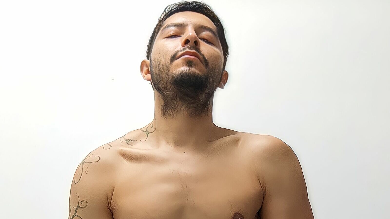 AlejandroArenas webcam show