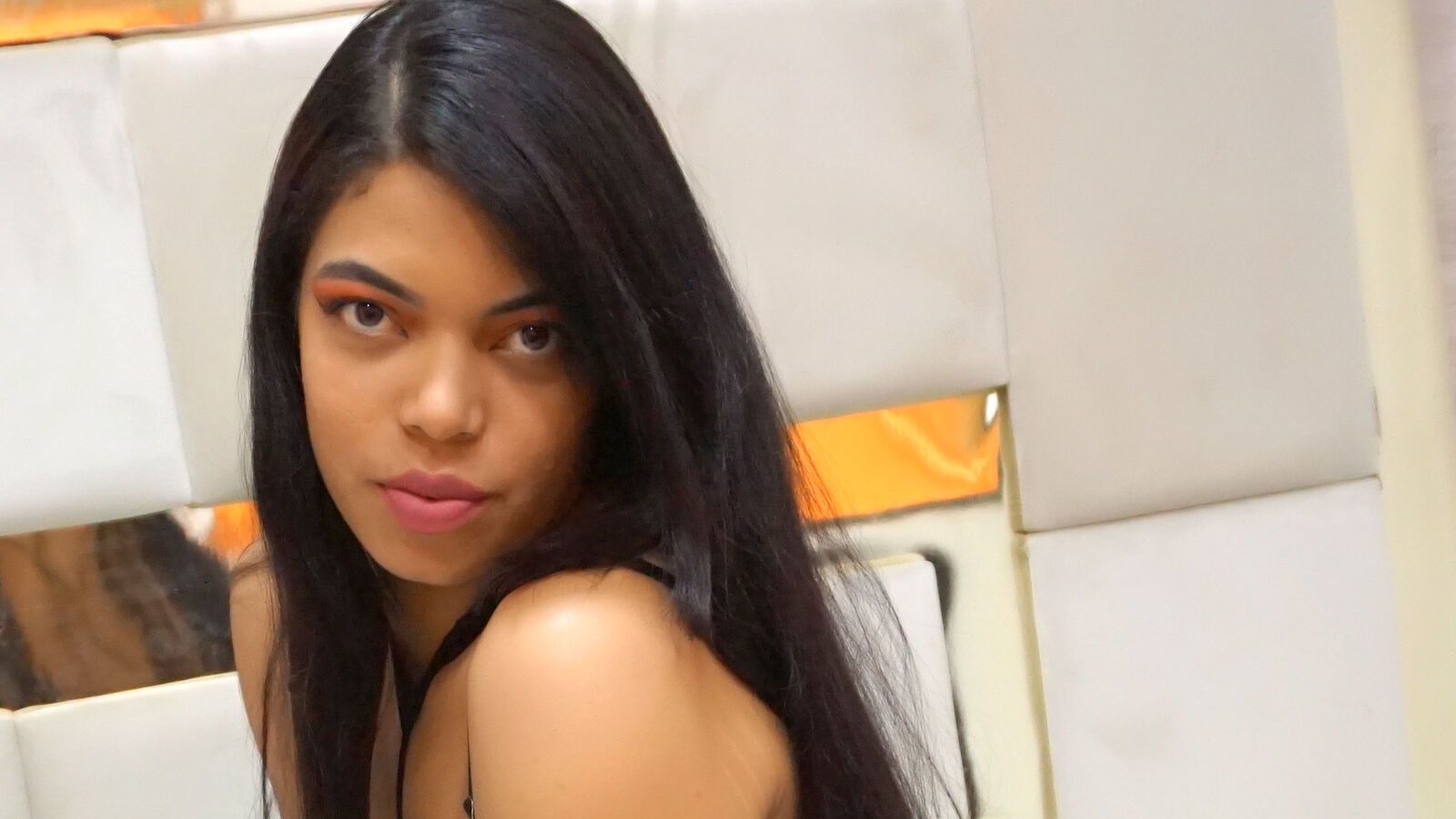 AlisonCher webcam show