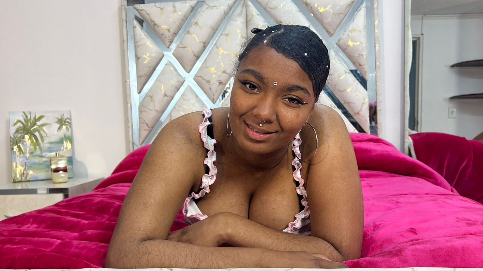 AmiraDuarte webcam show