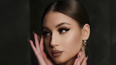 ArinaMays webcam show