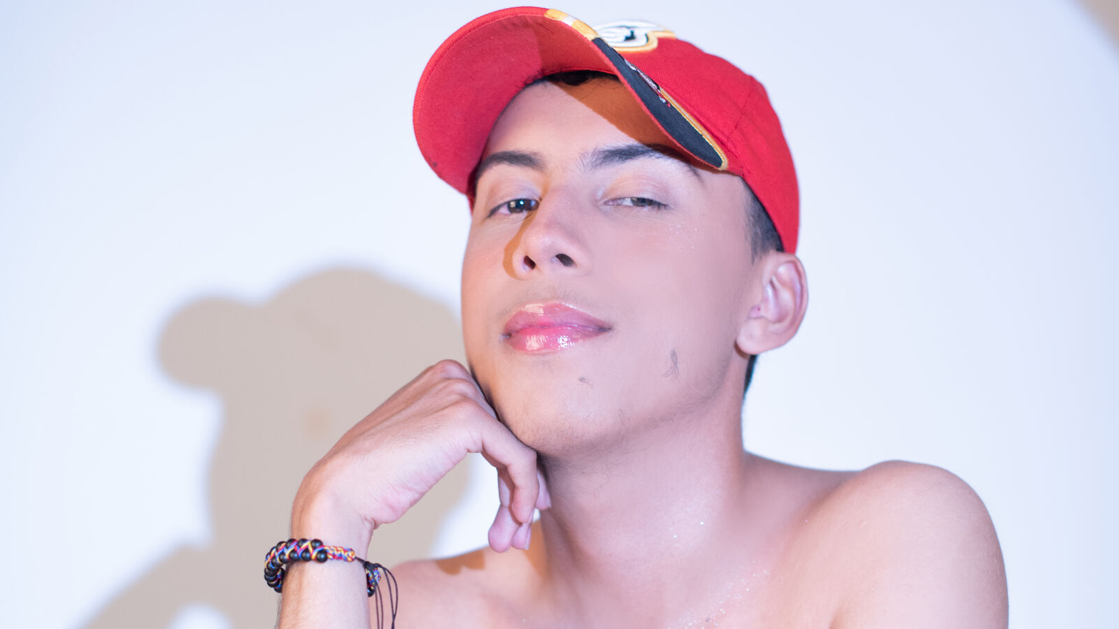 BaronRed webcam show