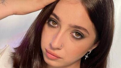 BellaMuniss webcam show