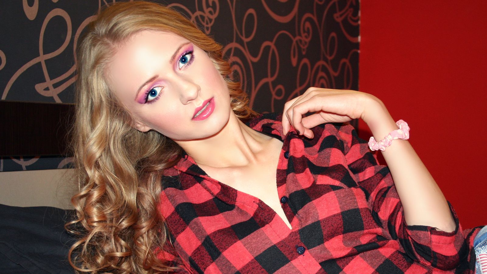BluEyedJoy webcam show