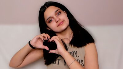 CatherynHeringto webcam show