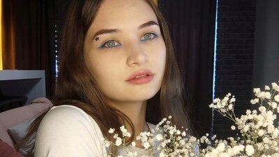 CoralineMorris webcam show