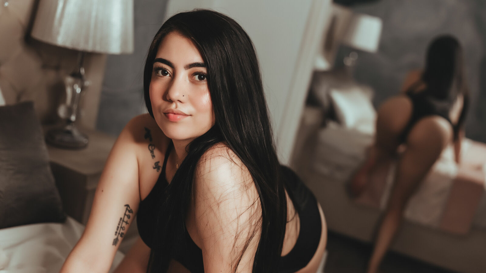 DalahiSalazar webcam show