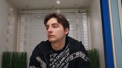 DamonDize webcam show