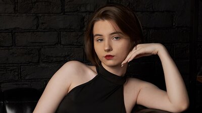 DarelleCoke webcam show