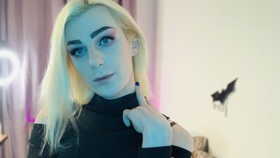 DinaEbel webcam show