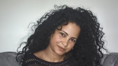 ElaMerisan webcam show