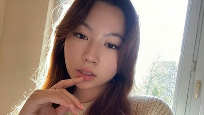 EllaMollyy webcam show