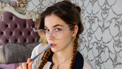 ElzaBliss webcam show