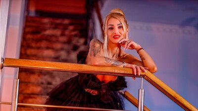 EmeraldWilson webcam show