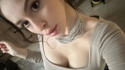 EmilyShiny webcam show