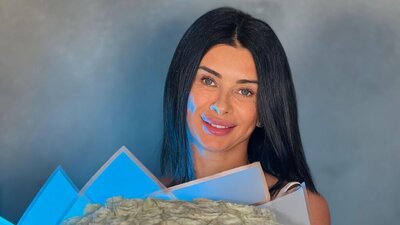 EmmaLevis webcam show