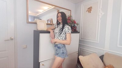 EmmaSanda webcam show
