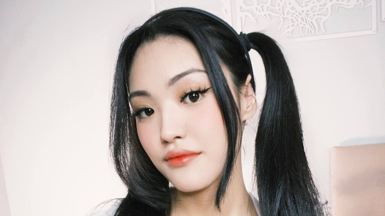 EugeniaClem webcam show