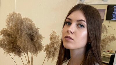 EugeniaGold webcam show
