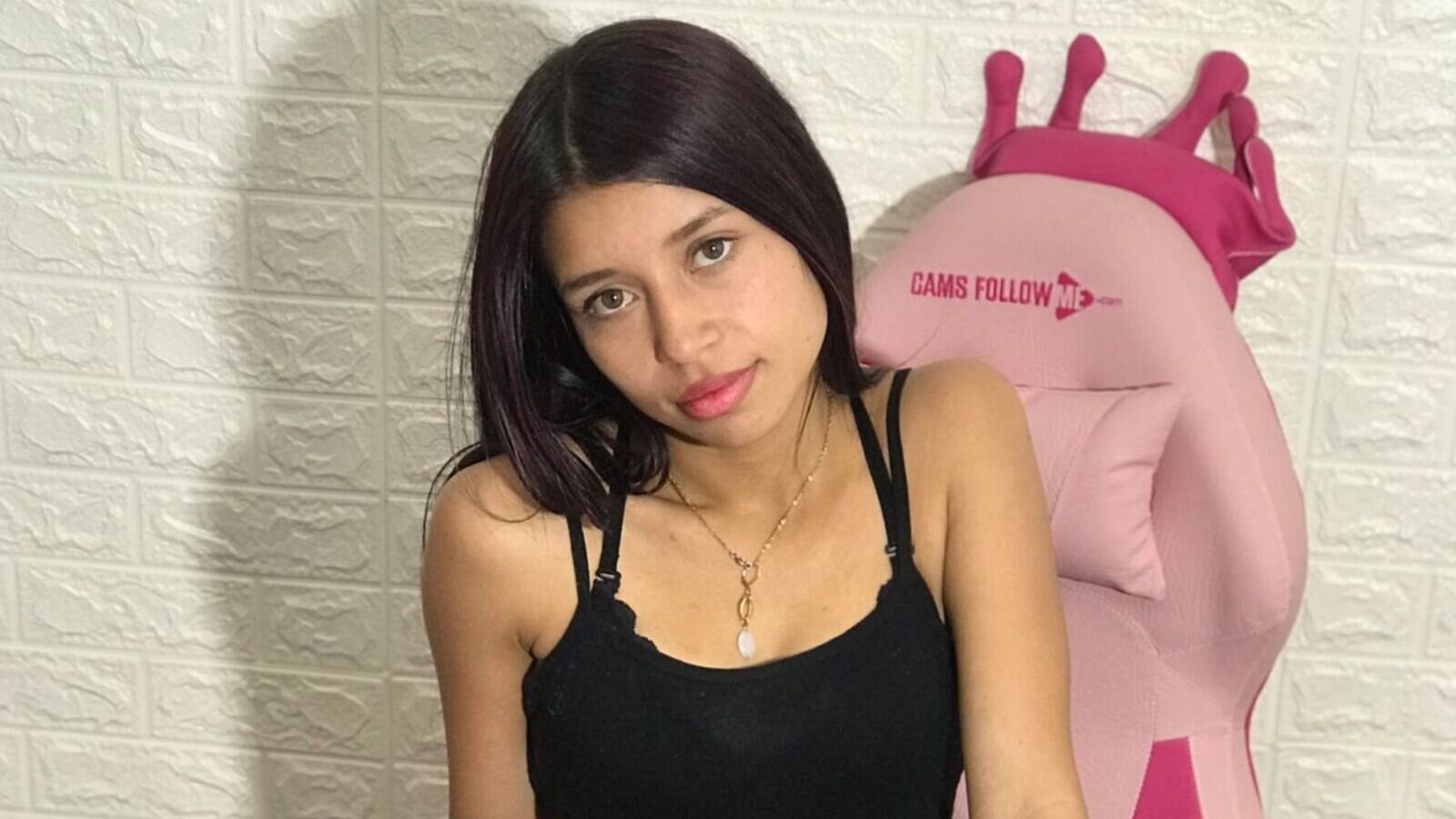 EvelynScarlet webcam show