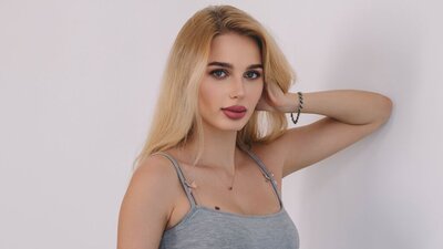 FloraWillson webcam show