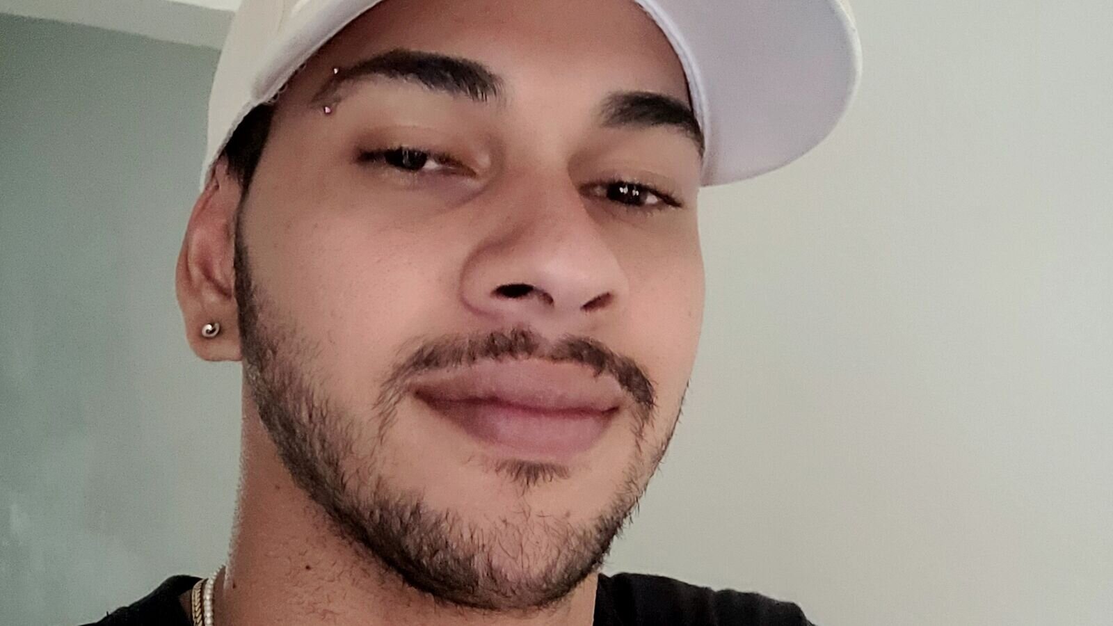GabrieIzaeth webcam show
