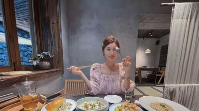 Hanyiii webcam show