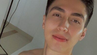 HarleyDrew webcam show