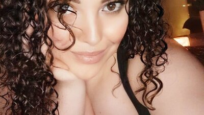 InannaRubens webcam show