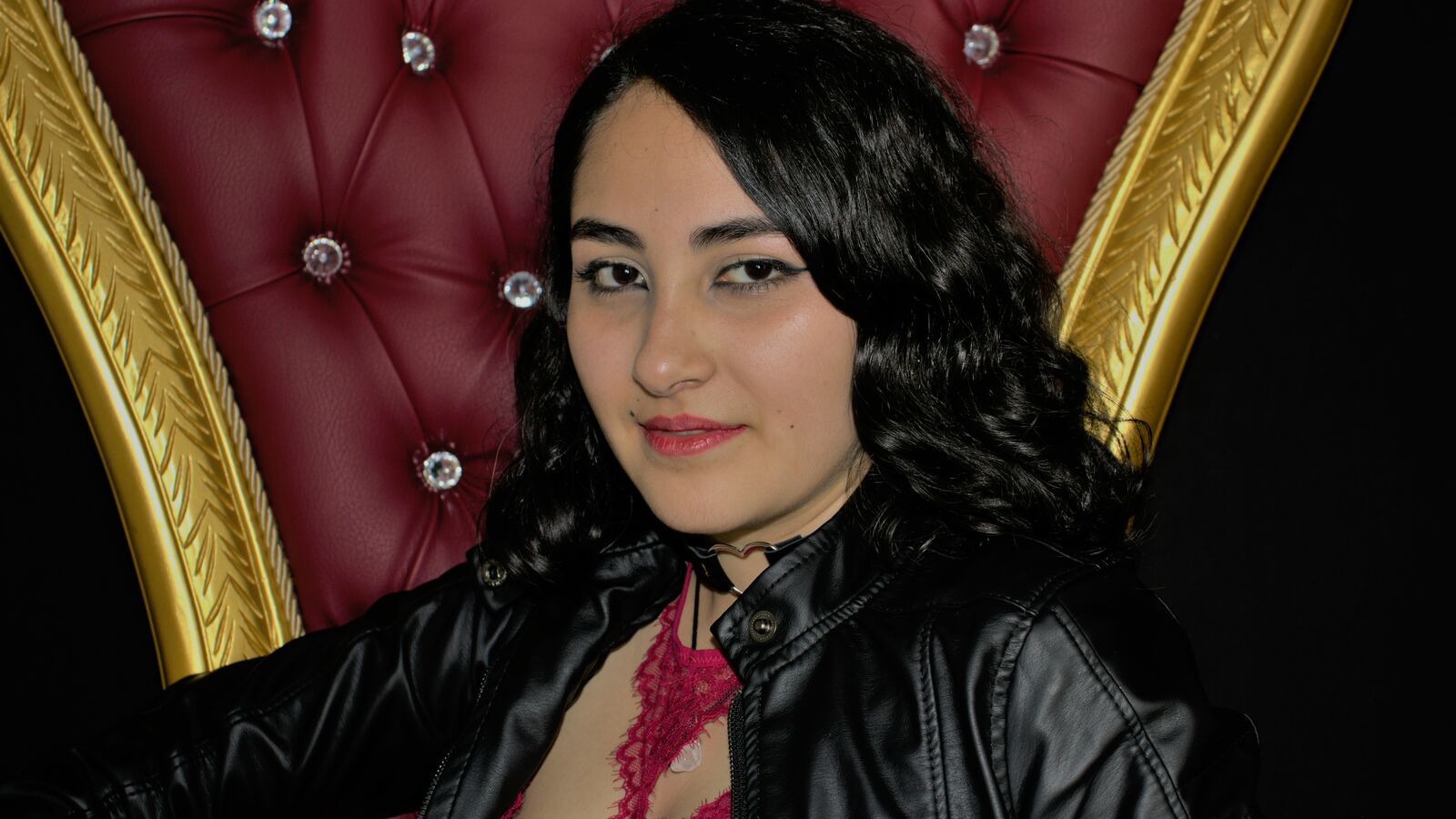 JuelitaFoxi webcam show
