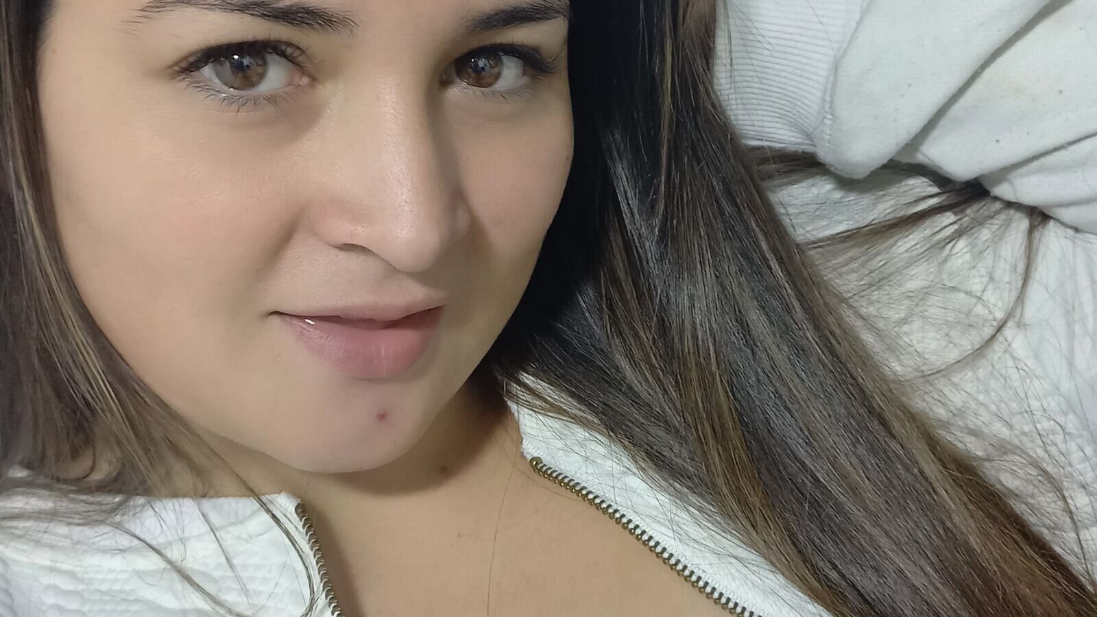 KathiiaSagitario webcam show