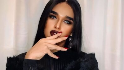 LaraBlair webcam show