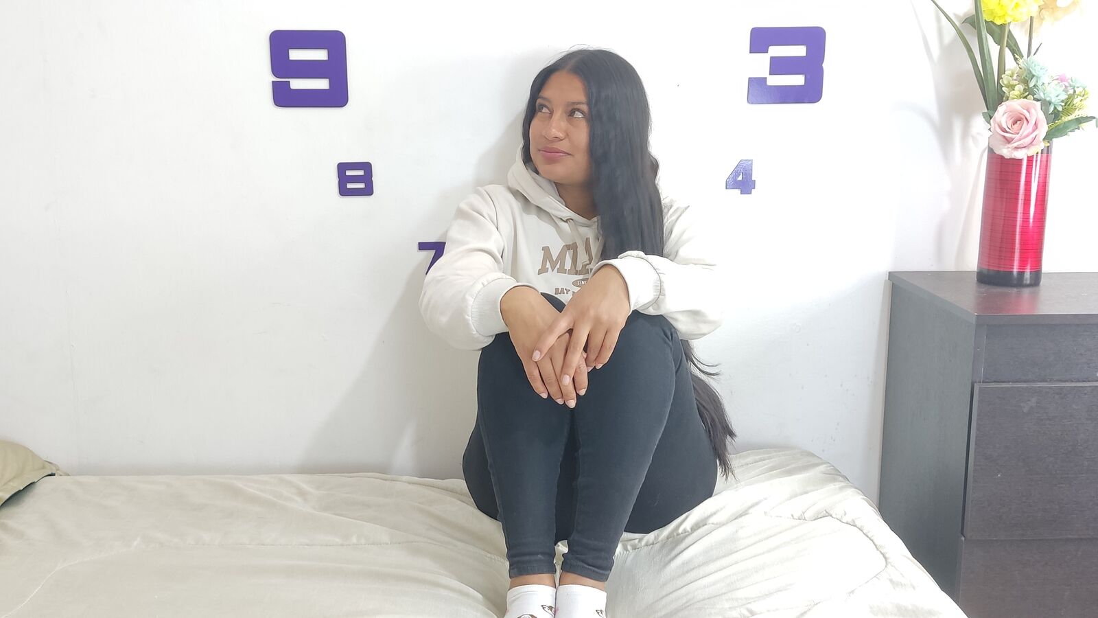 LaynAriza webcam show