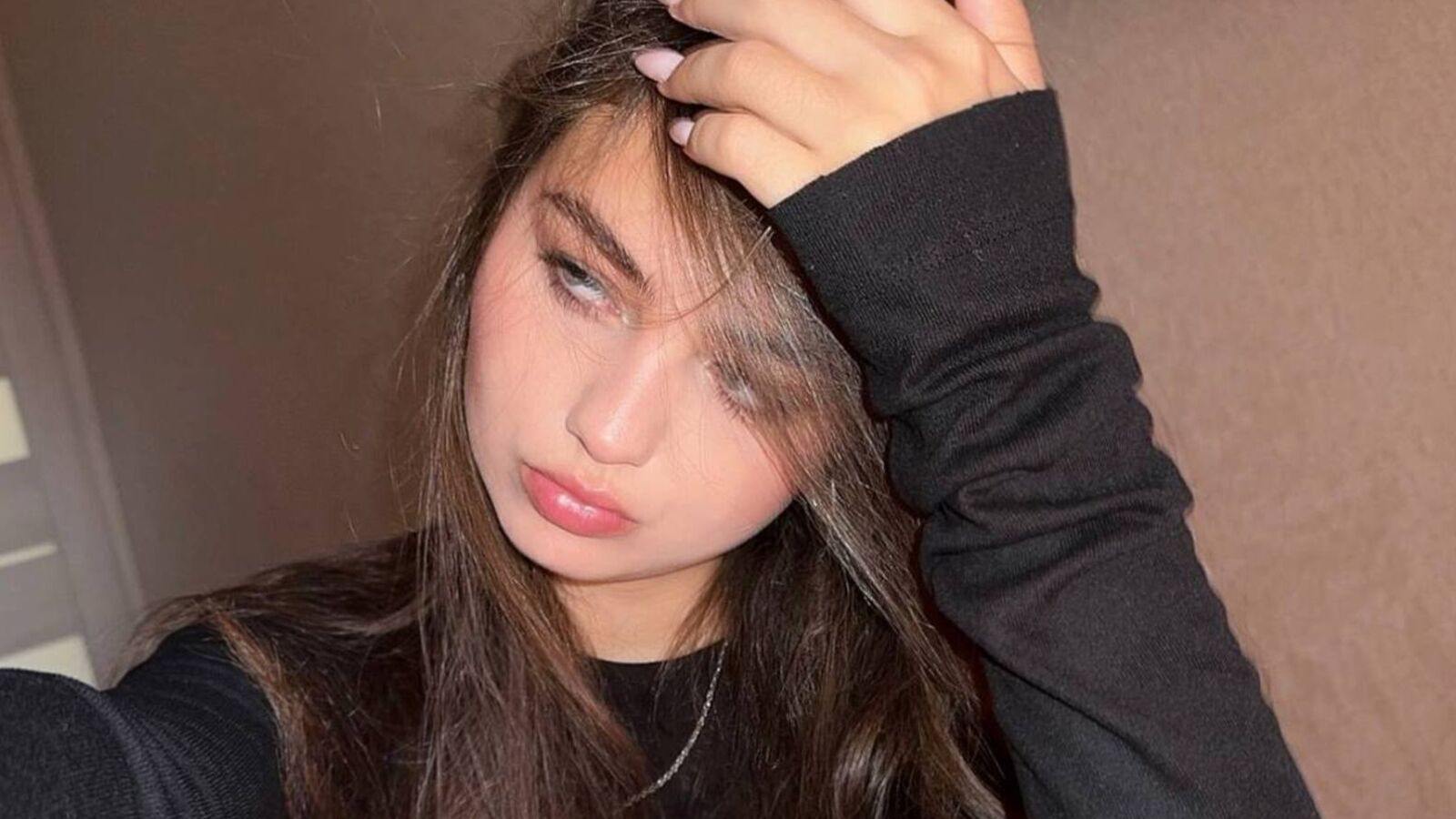 LeannaPomo webcam show