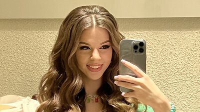 LeonaAlford webcam show