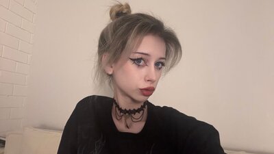 LoreyHoney webcam show