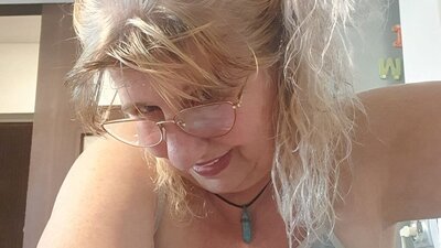 LoryBell webcam show