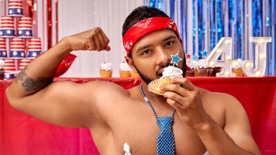 LukasVelez webcam show