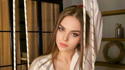LunaLamb webcam show