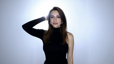 MayaMilovich webcam show