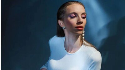 MiaSilks webcam show