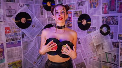 MillyMuns webcam show