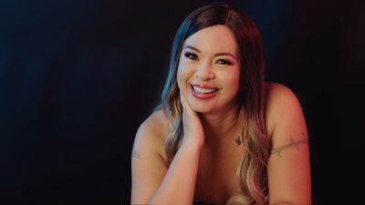 MirabelFreyja webcam show