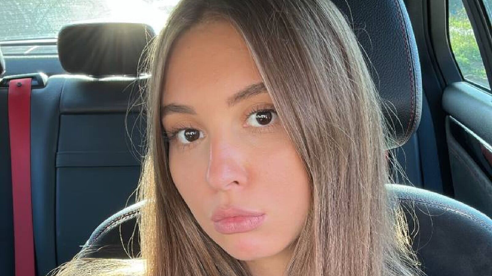 MiyaEvans webcam show