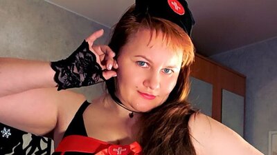 NikkyMist webcam show