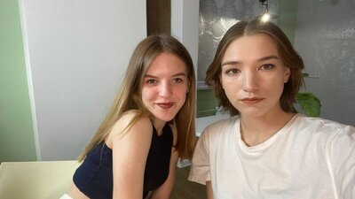 PennyAndAshley webcam show