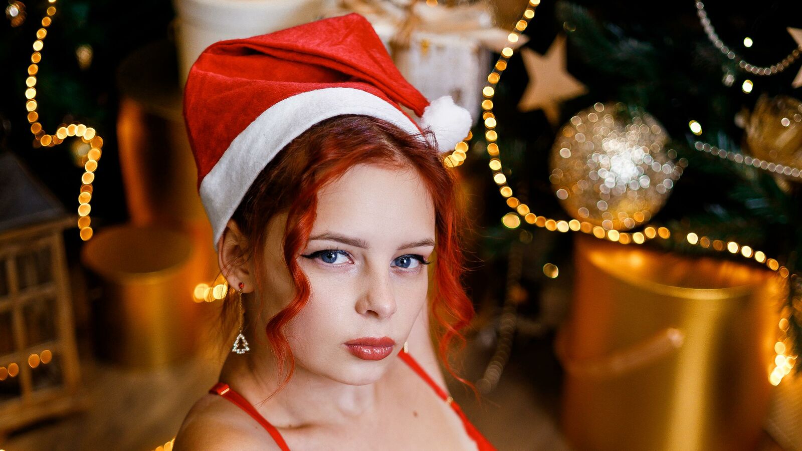 PinkyElizabeth webcam show