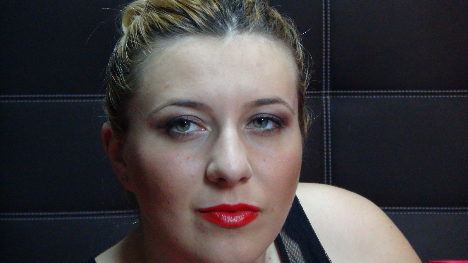 PreciousJolie webcam show
