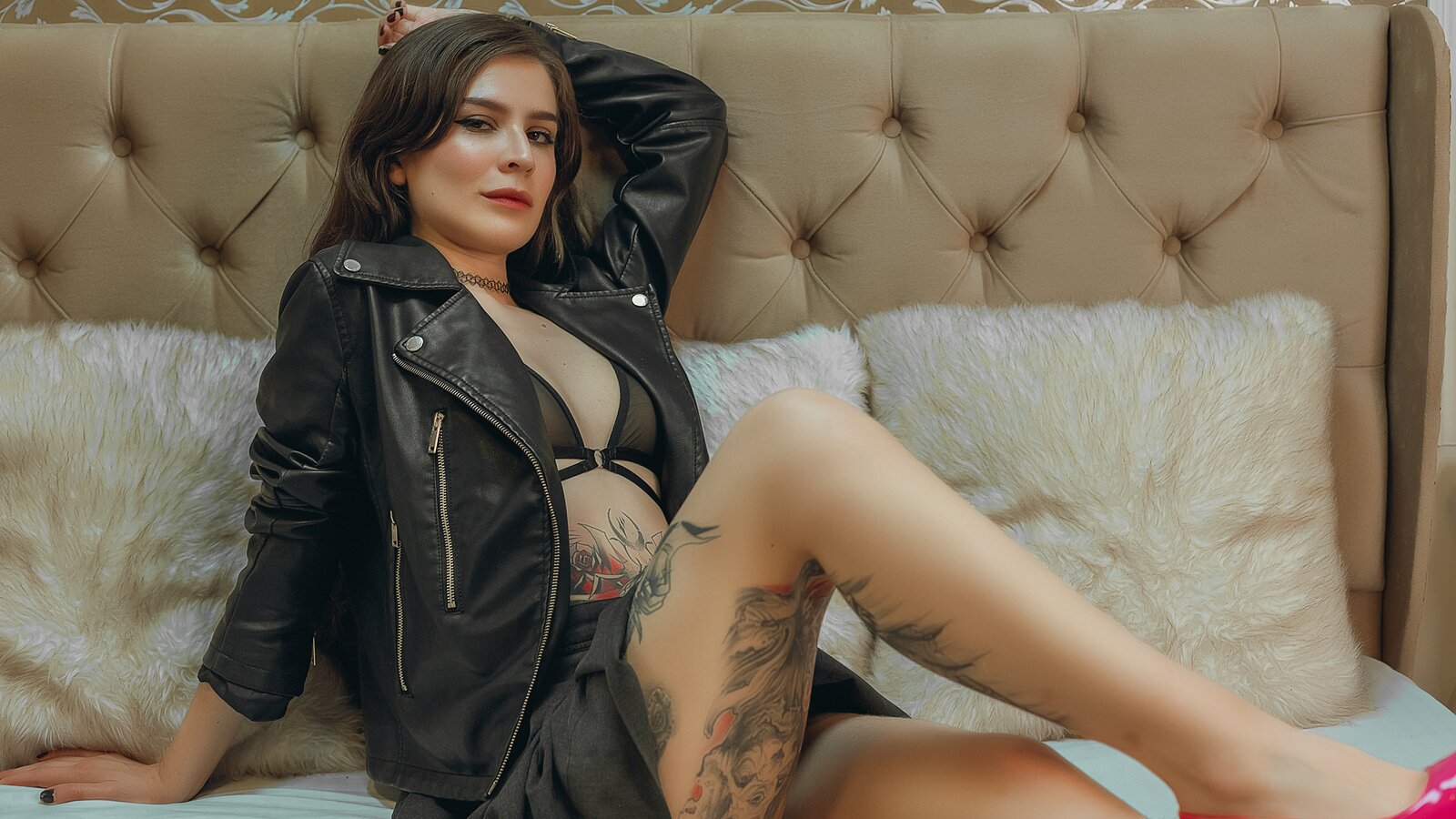 RebecaMartens webcam show